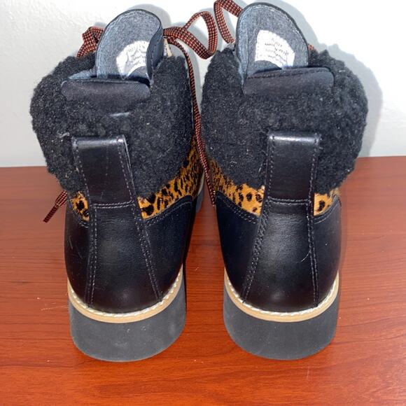 NWT Cole Haan Nantucket mini cheetah calf hair water resistant ankle boots - Picture 9 of 13